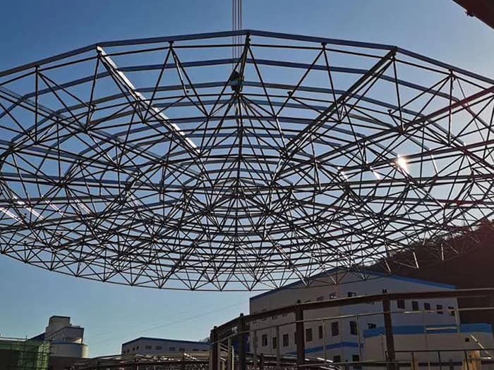 榆林螺栓球网架工程施工现场