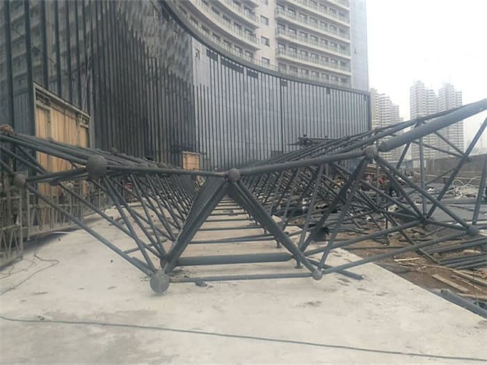 榆林万豪酒店雨棚网架